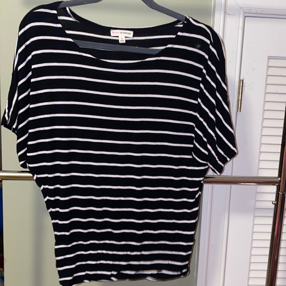 Black & white striped short sleeve dolman top